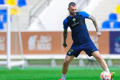 بعد رغبته في الانتقال إلى الهلال.. بروزوفيتش يتمسك بالنصر